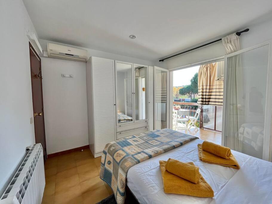 Encantador Apartamento En Playa De Aro プラヤ・デアロ エクステリア 写真