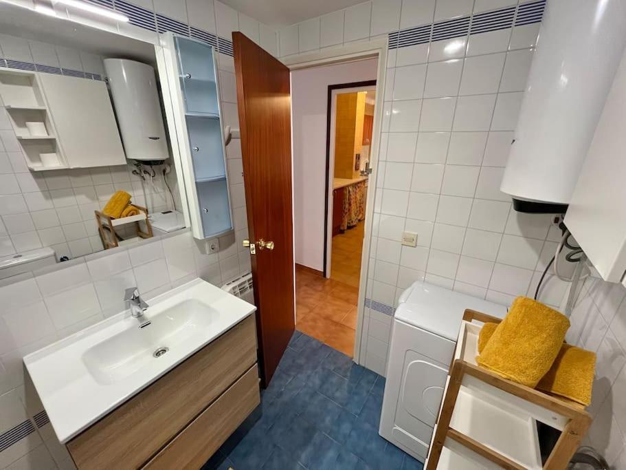 Encantador Apartamento En Playa De Aro プラヤ・デアロ エクステリア 写真
